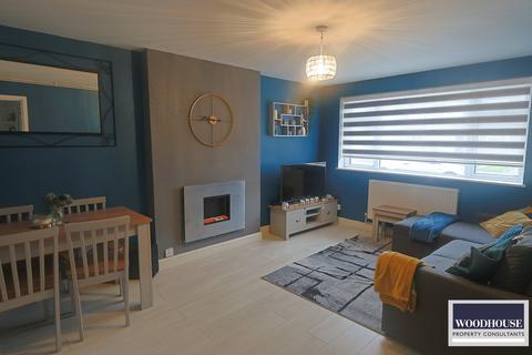 Shortmead Drive, Waltham Cross EN8 1 bed apartment for sale