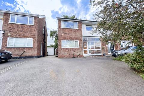 4 bedroom semi-detached house for sale