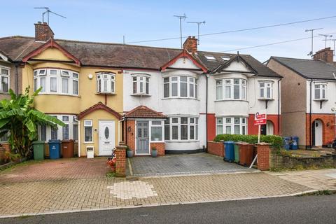 Blenheim Road, Harrow 3 bed terraced house for sale