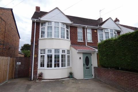 Cheltenham Road, Gloucester GL2 3 bed semi
