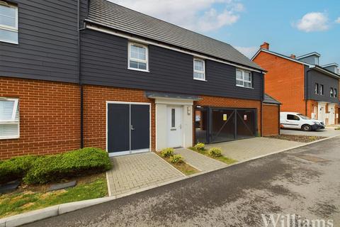 Teasel Street, Aylesbury HP22 2 bed coach house for sale