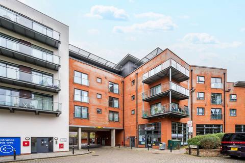 Birdwood Avenue, Hither Green... 1 bed flat for sale