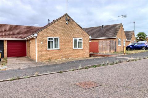 Clacton on Sea CO16 2 bed bungalow for sale