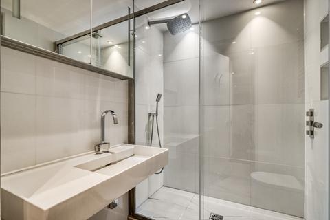Hall Road, London NW8 2 bed apartment for sale
