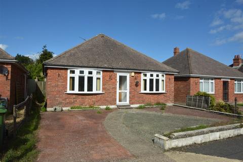 ELMFIELD, RYDE 2 bed detached bungalow for sale