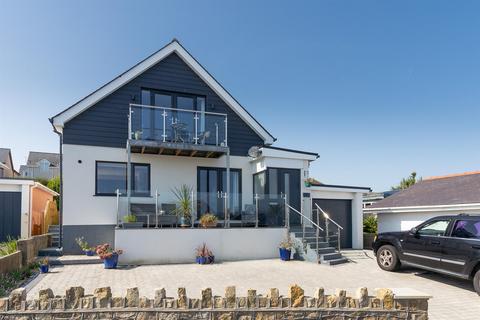 Glan Y Don Parc, Bull Bay, Amlwch 3 bed house for sale