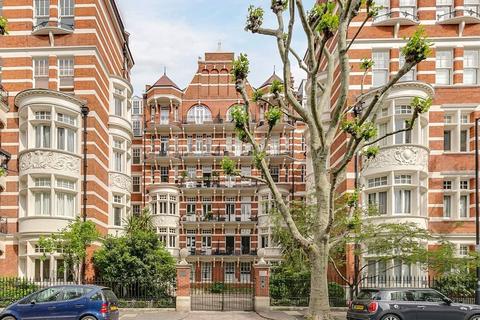 Fitzjames Avenue, West Kensington... 3 bed flat for sale