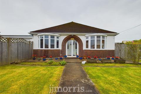 The Crescent, Narberth 4 bed bungalow for sale