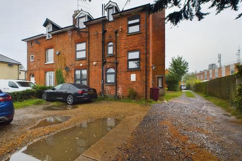 Norcot Road, Tilehurst, Reading, RG30 2 bed flat for sale