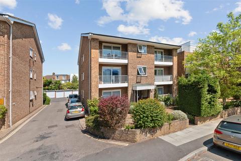 Savile Court, Wimbledon SW19 2 bed flat for sale