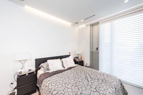 Buckingham Palace Road, Victoria... 1 bed flat for sale