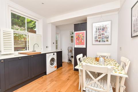 Croydon Road, Caterham, Surrey 3 bed semi
