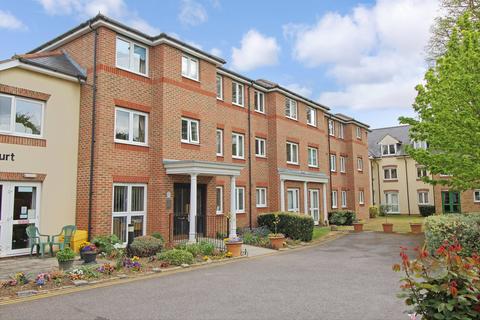 Spalding Court, Chelmsford CM1 2 bed apartment for sale