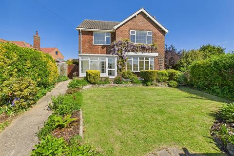 Mereside, Flamborough 3 bed detached house for sale