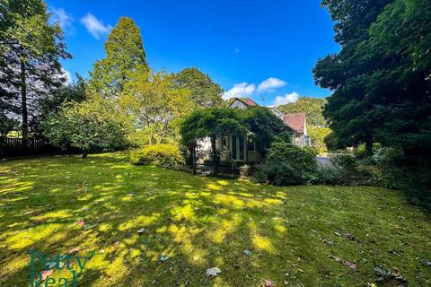 Wheatley Lane Road, Barrowford 3 bed detached house for sale