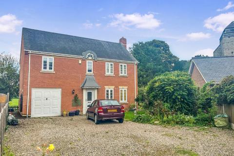 Park Avenue, Kerry, Newtown, Powys, SY16 4 bed detached house for sale