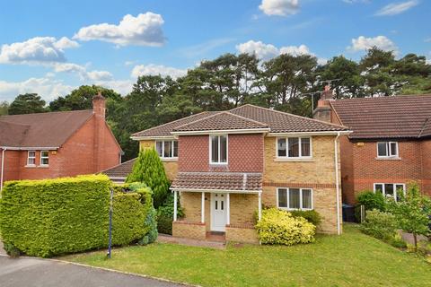 Broadstone 4 bed detached house for sale