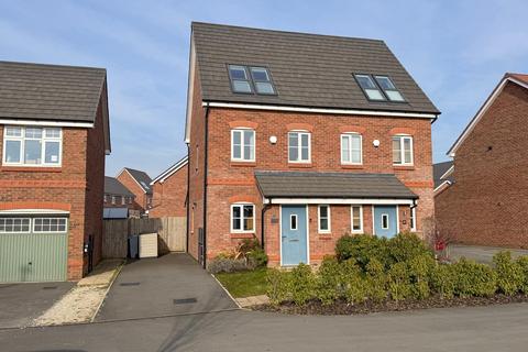 Bluebell Drive, Newark NG24 3 bed semi