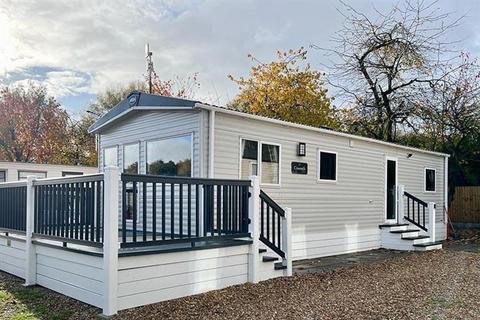 Sleaford Road, Tattershall, Lincoln LN4 3 bed holiday park home for sale