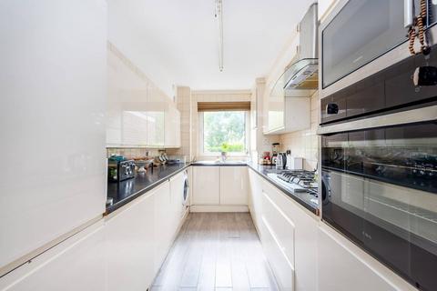 Hillcrest Road, Ealing, London, W5 3 bed flat for sale