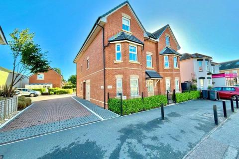 Ashley Road, Bournemouth, Dorset, BH1 2 bed apartment for sale