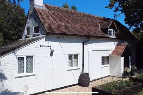 Lime Kiln Lane, Holbury, Southampton... 3 bed equestrian property for sale