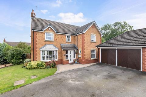 23 Balmoral Close, Fernhill Heath... 4 bed detached house for sale