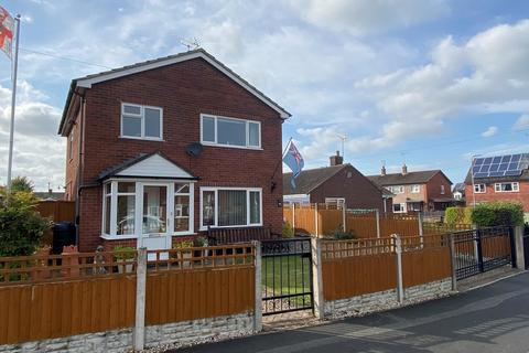 Hawthornden Gardens, Uttoxeter 3 bed detached house for sale