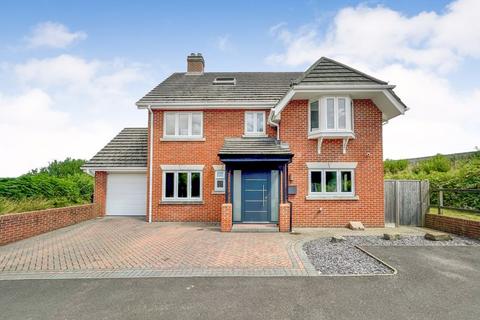 Burnetts Lane, West End, SO30 5 bed detached house for sale