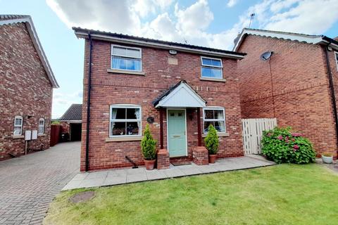 Drovers End, Beckingham, Doncaster... 3 bed detached house for sale