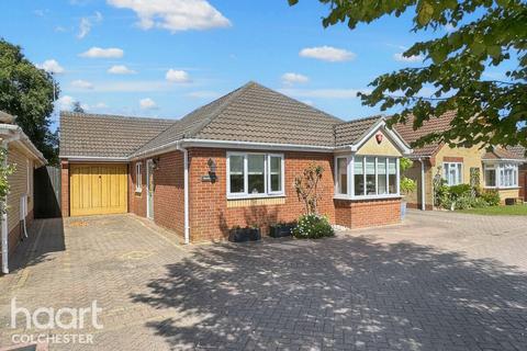 Clacton Road, Thorrington 3 bed bungalow for sale