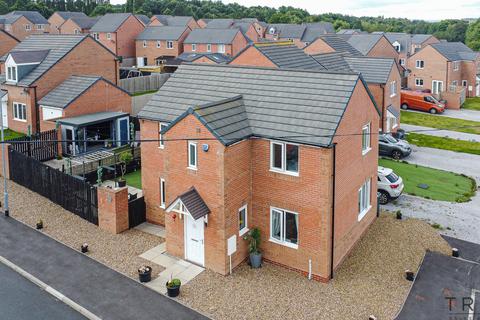 Mirfield WF14 4 bed detached house for sale