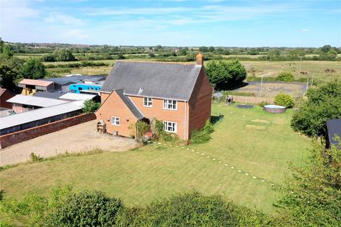 Marlborough Road, Swindon SN4 4 bed detached house for sale