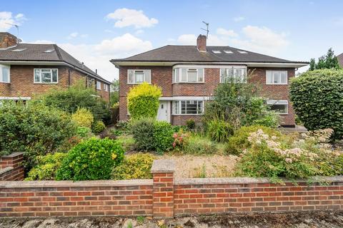 Richmond Road, West Wimbledon 2 bed maisonette for sale