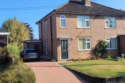 3 bedroom semi-detached house for sale