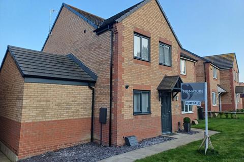 Albatross Way, Windmill Park, Ashington 3 bed semi