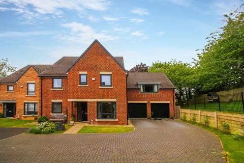 Horseshoe Way, Morpeth 5 bed detached house for sale