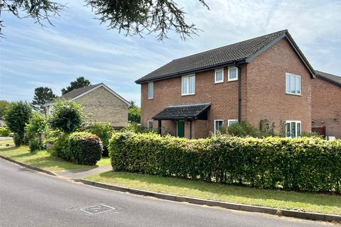 Cedar Drive, Everton, Lymington... 3 bed detached house for sale