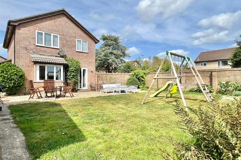 Cedar Drive, Everton, Lymington... 3 bed detached house for sale