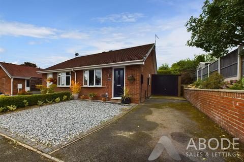 Applewood Close, Uttoxeter ST14 2 bed semi