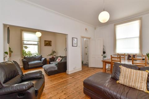 4 bedroom end of terrace house for sale