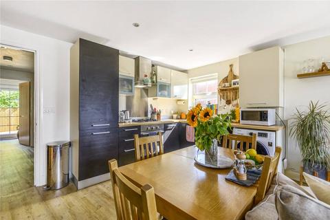 Queens Road, Guildford, GU1 2 bed apartment for sale