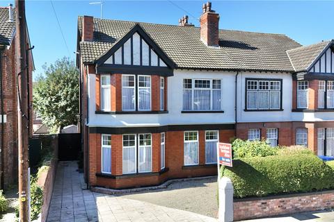 5 bedroom semi-detached house for sale