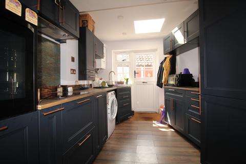 Biggleswade Road, Potton, Bedfordshire 2 bed terraced house for sale