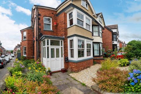 Ashbourne Road, Leek, Staffordshire 6 bed townhouse for sale