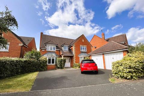 Cygnet Drive, Brownhills, Walsall. ... 5 bed detached house for sale