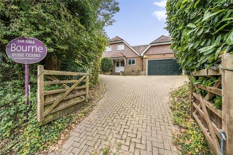 Folly Lane North, Farnham, Surrey, GU9 4 bed detached house for sale