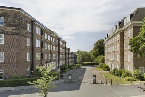 Avenue Close, London NW8 5 bed flat for sale