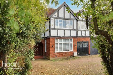 Warminster Road, London 4 bed detached house for sale