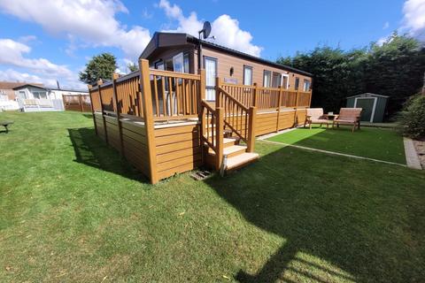 Bedford Bank, Welney PE14 2 bed lodge for sale